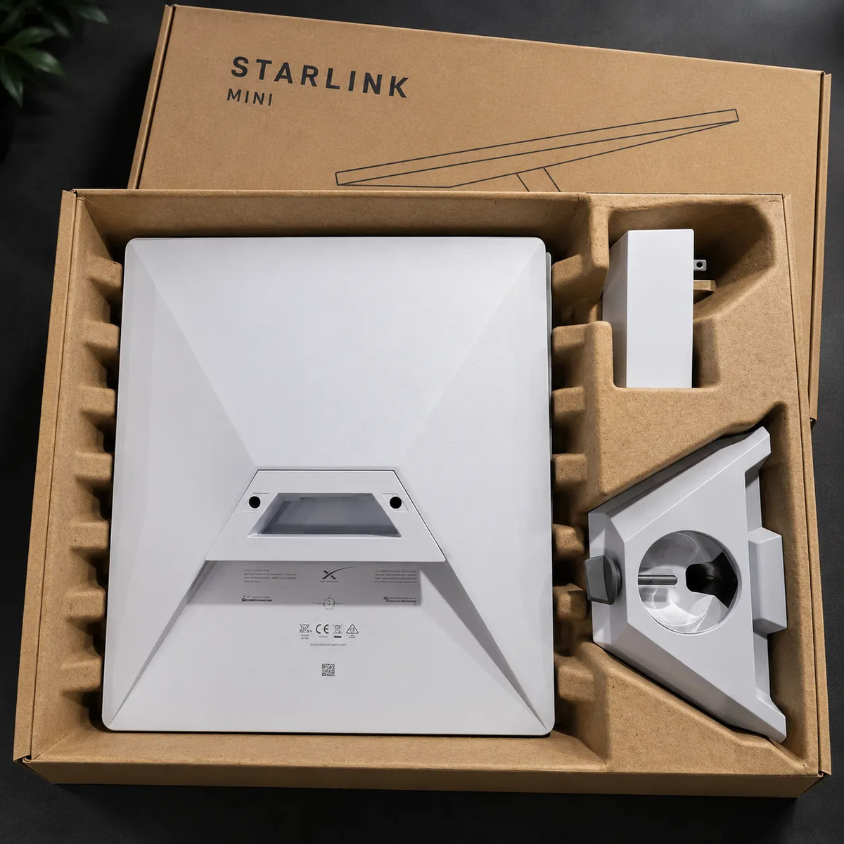 Starlink Mini — foto real da caixa aberta (VIJG)